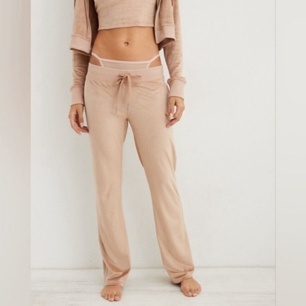 NEW Aerie real me dreamy velour pants tan